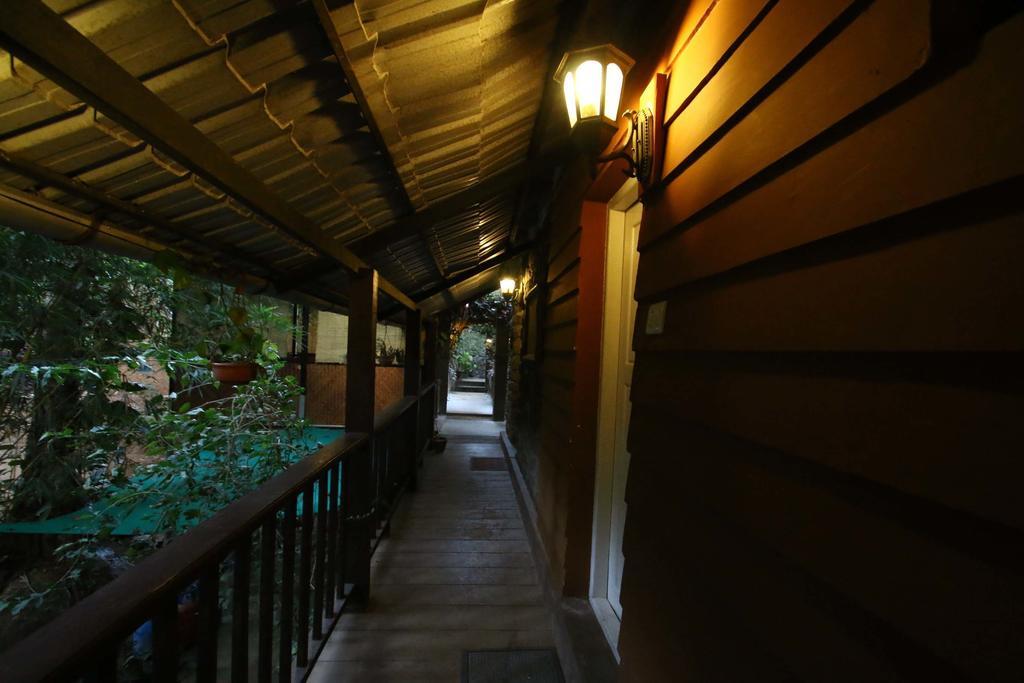 Greenspaces B&B Муннар Екстер'єр фото